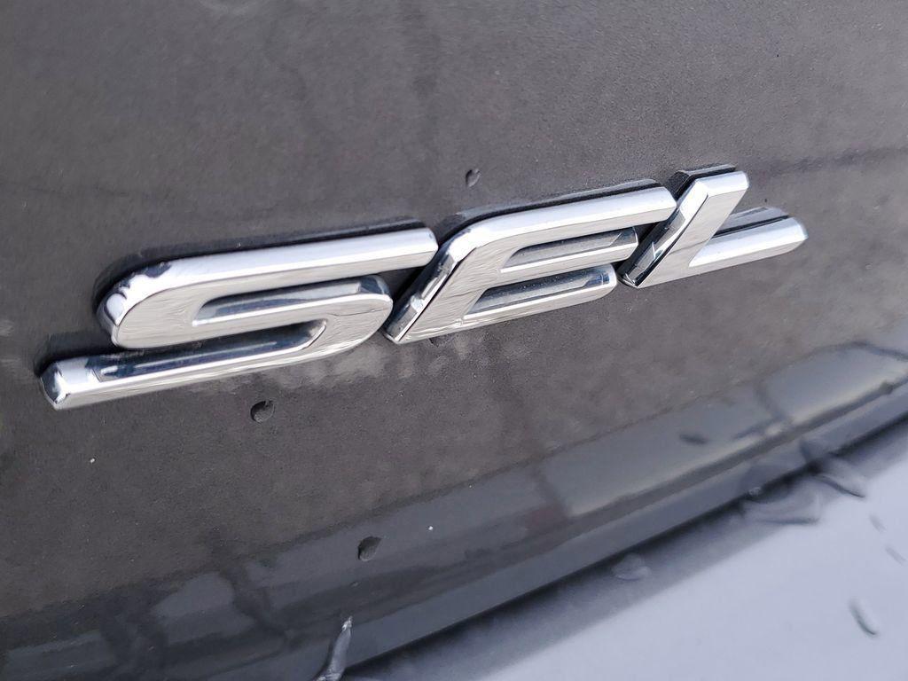 used 2024 Ford Edge car, priced at $20,355