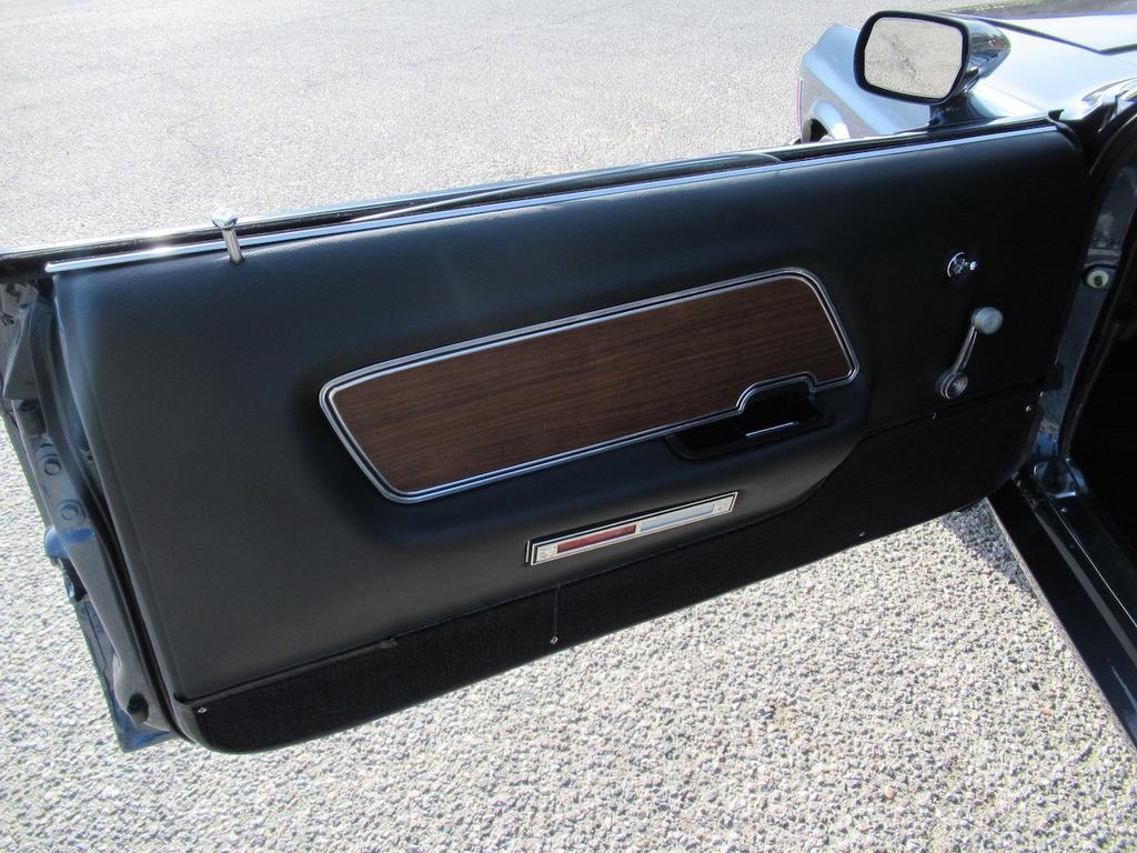 used 1970 Ford Mustang car, priced at $39,900