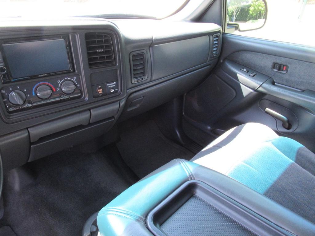 used 2001 Chevrolet Silverado 1500 car, priced at $15,900