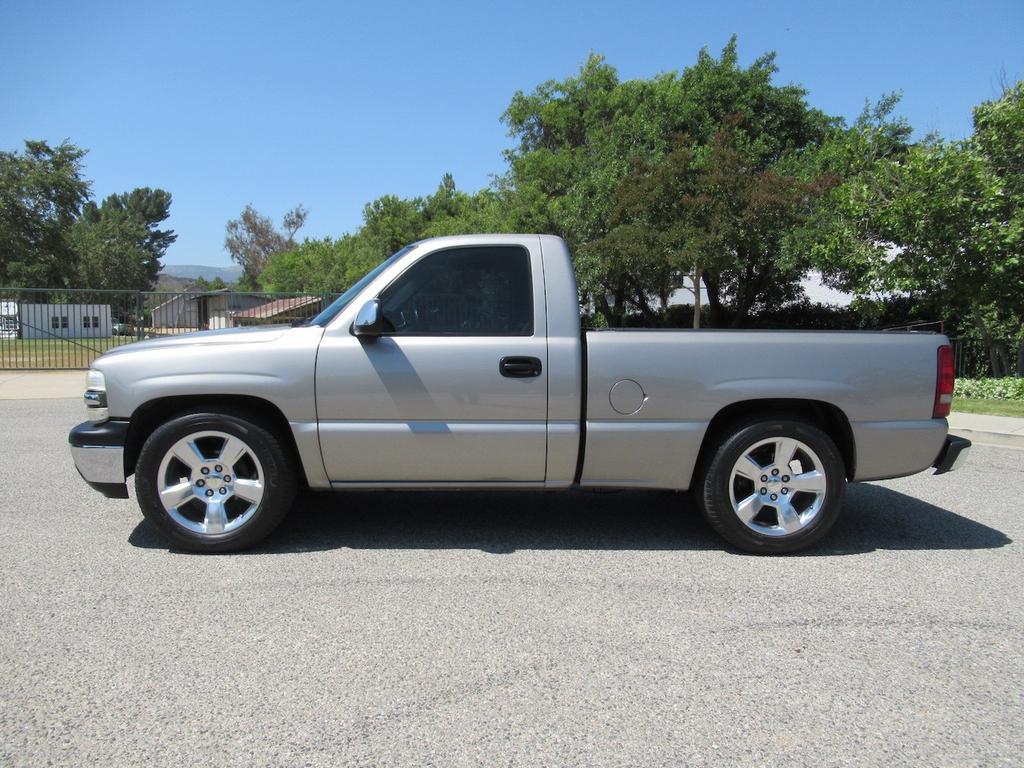 used 2001 Chevrolet Silverado 1500 car, priced at $15,900