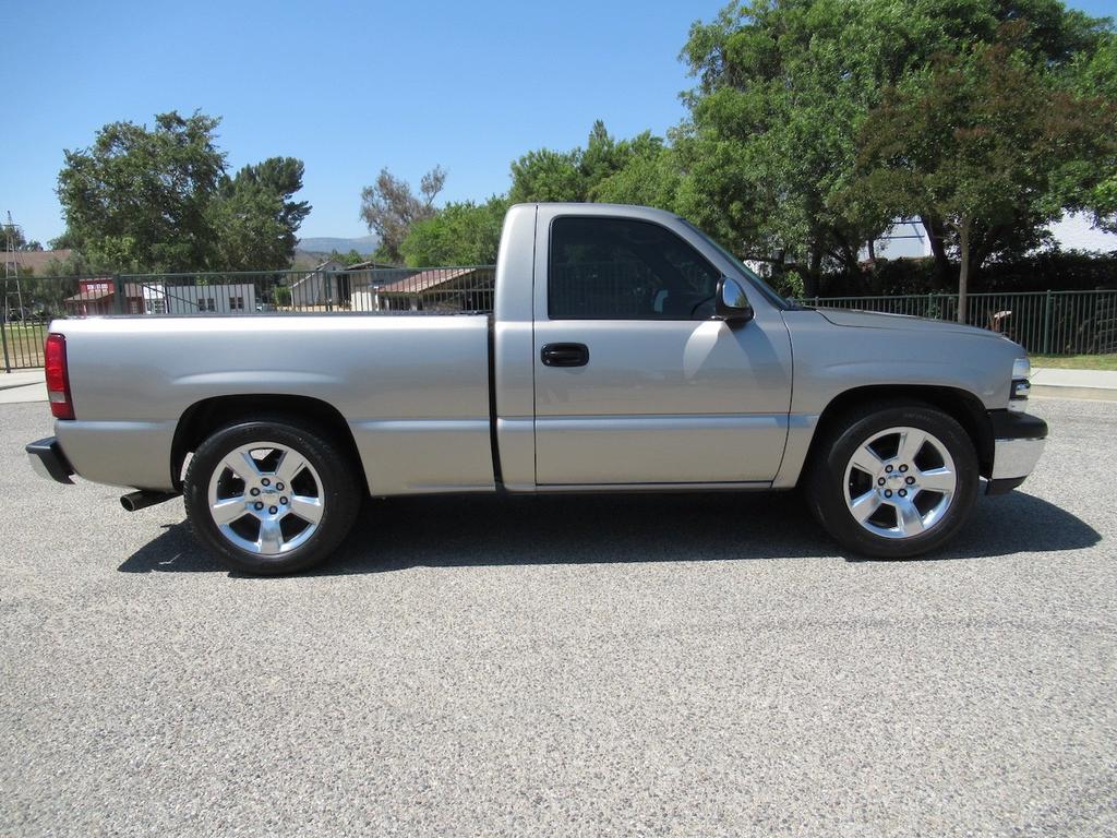used 2001 Chevrolet Silverado 1500 car, priced at $15,900