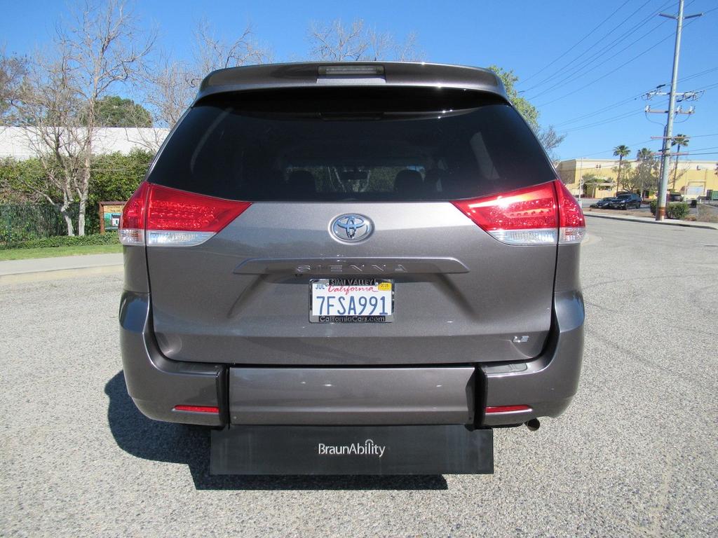 used 2014 Toyota Sienna car, priced at $34,900