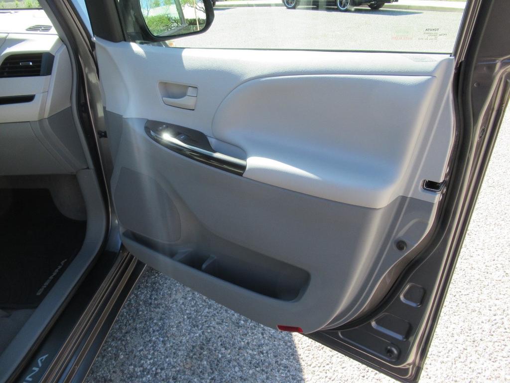 used 2014 Toyota Sienna car, priced at $34,900