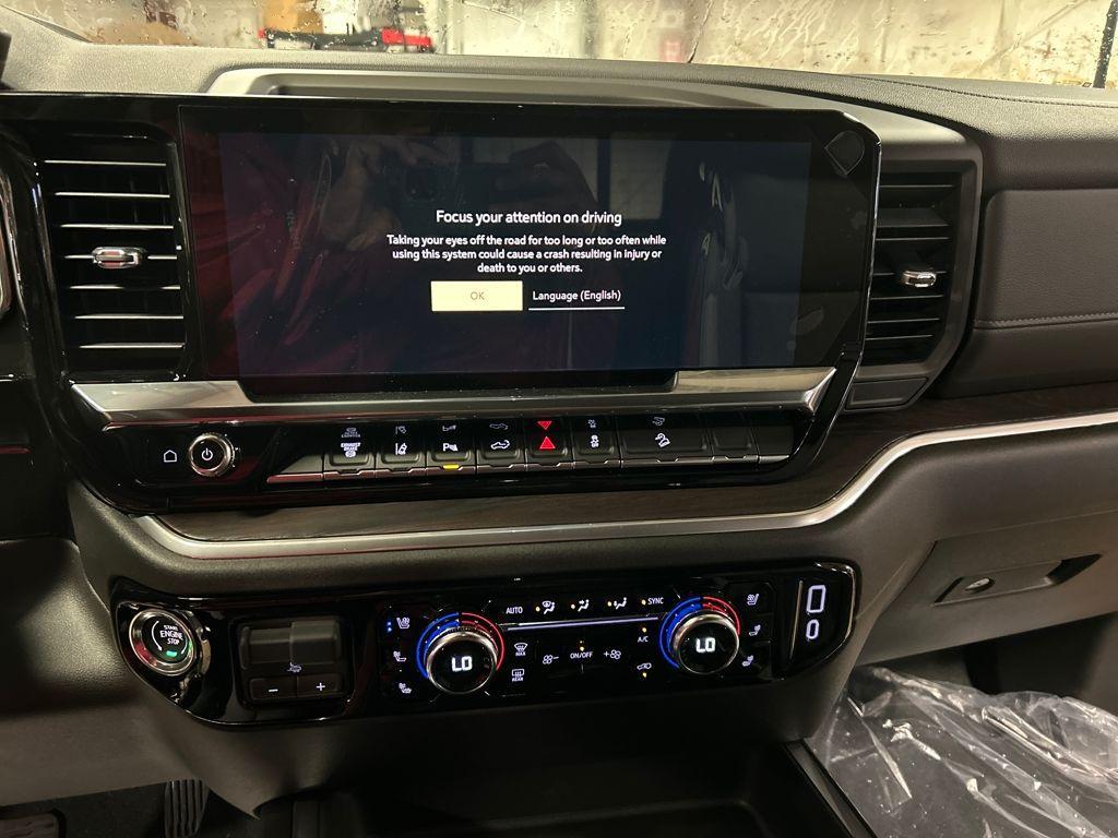 new 2026 GMC Sierra 2500 car, priced at $82,318