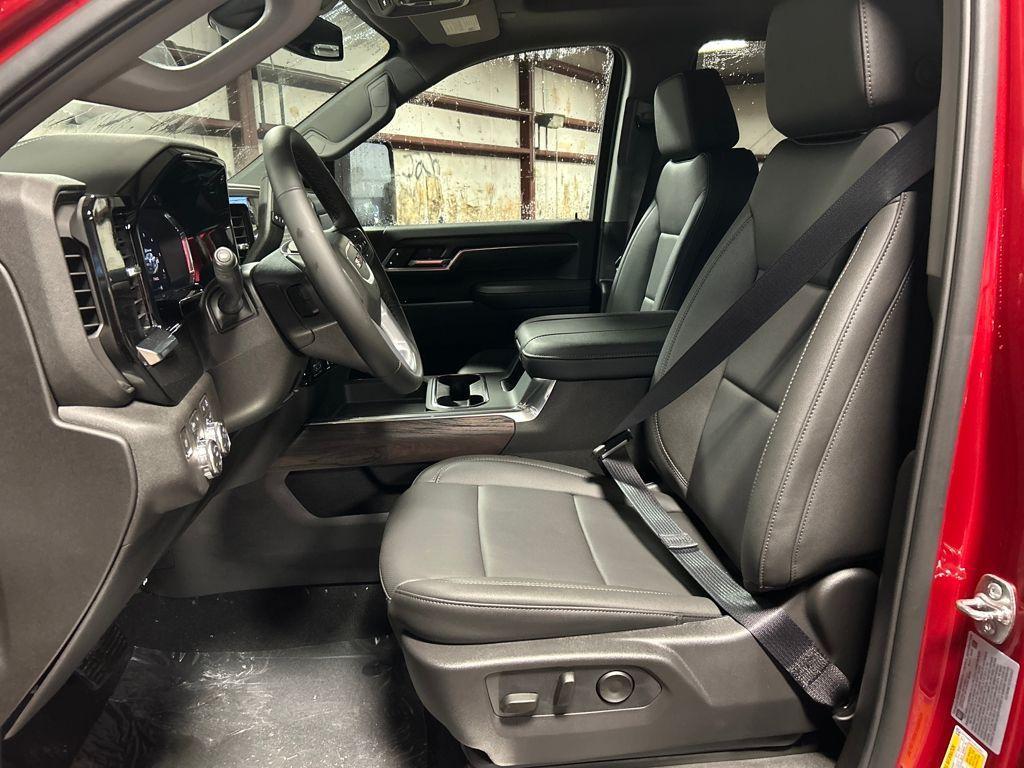 new 2026 GMC Sierra 2500 car, priced at $82,318