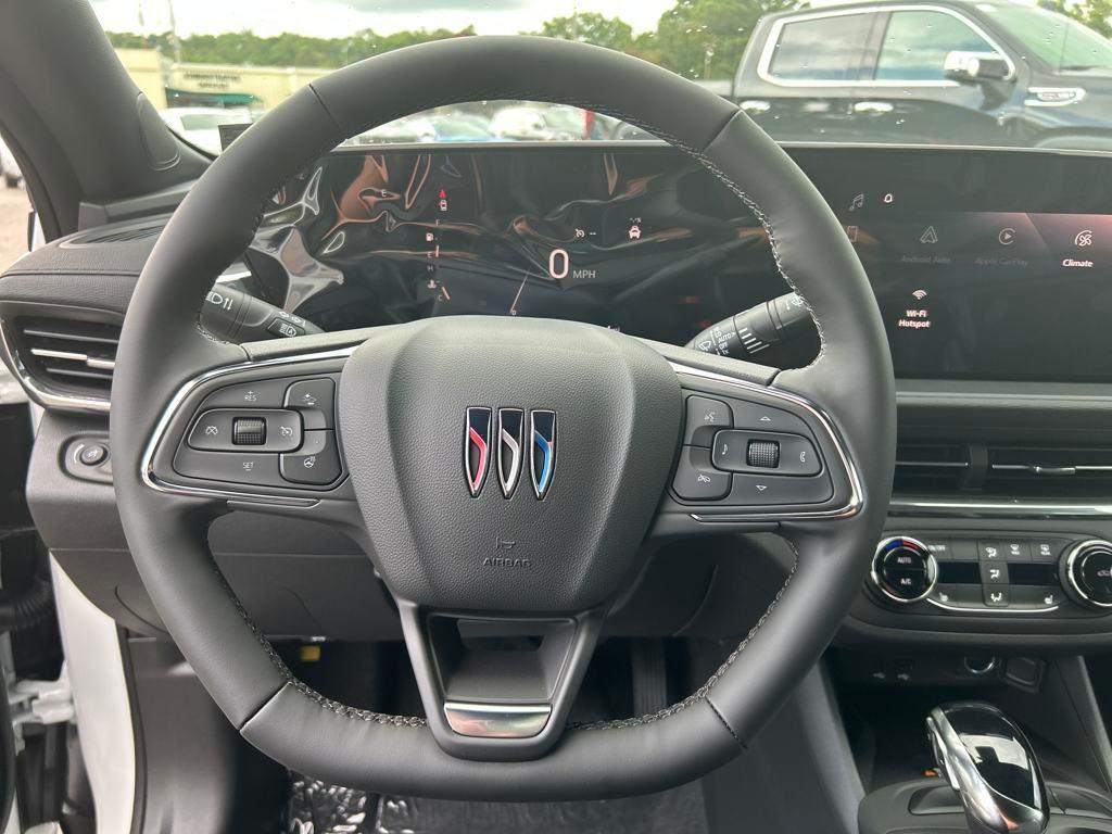 new 2025 Buick Envista car, priced at $26,785