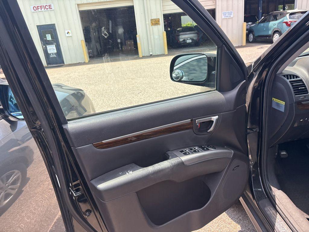 used 2012 Hyundai Santa Fe car, priced at $8,995