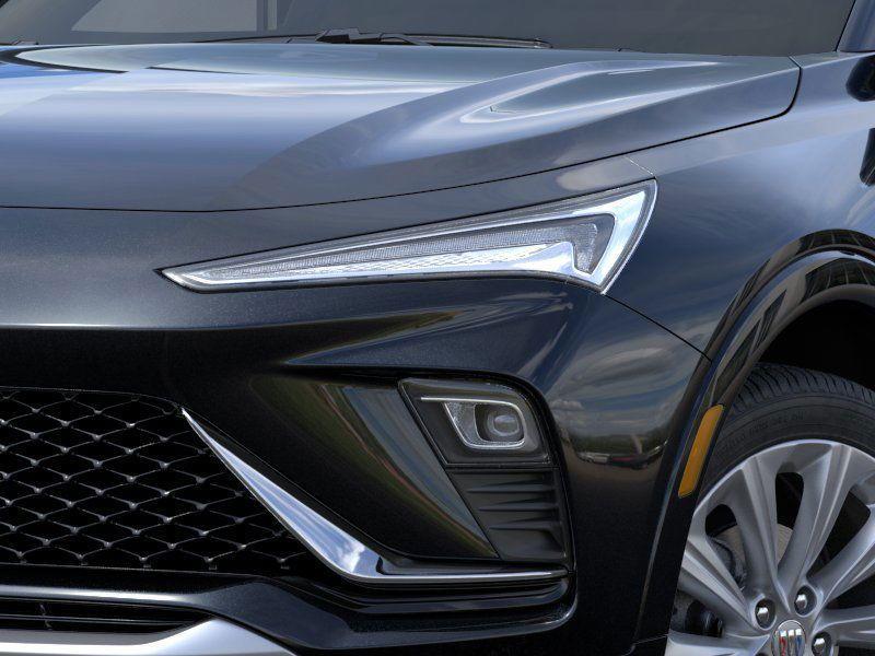 new 2025 Buick Envista car, priced at $26,381