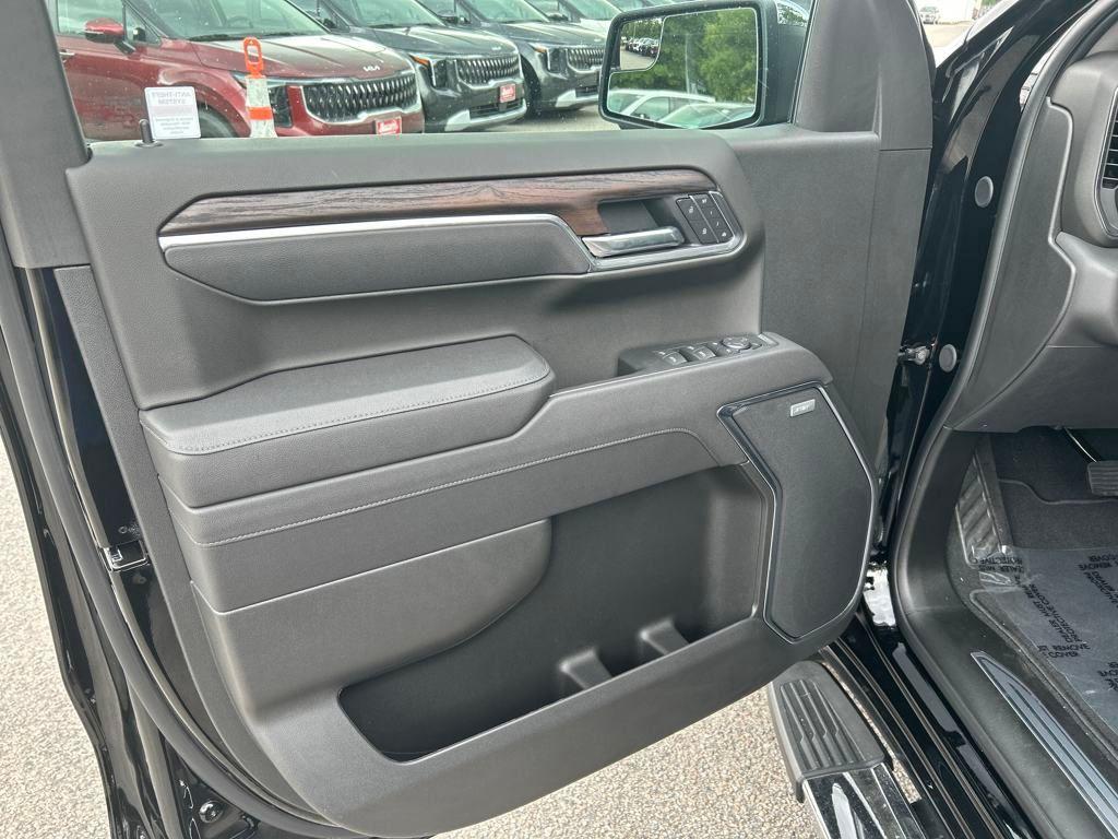 new 2025 GMC Sierra 1500 car, priced at $61,080