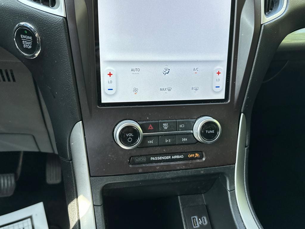 used 2021 Ford Edge car, priced at $22,995