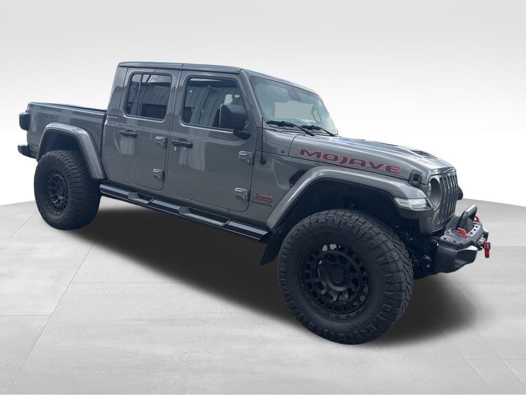 used 2021 Jeep Gladiator car, priced at $45,397
