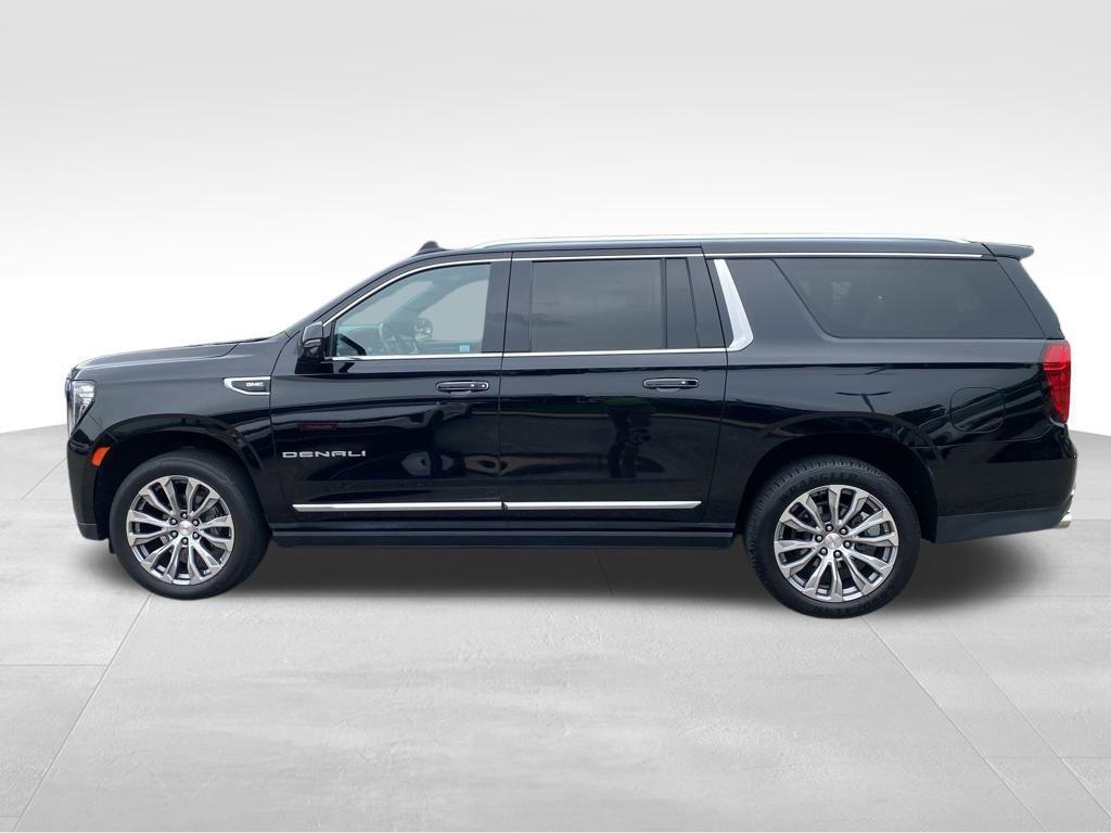 used 2022 GMC Yukon XL car, priced at $61,503