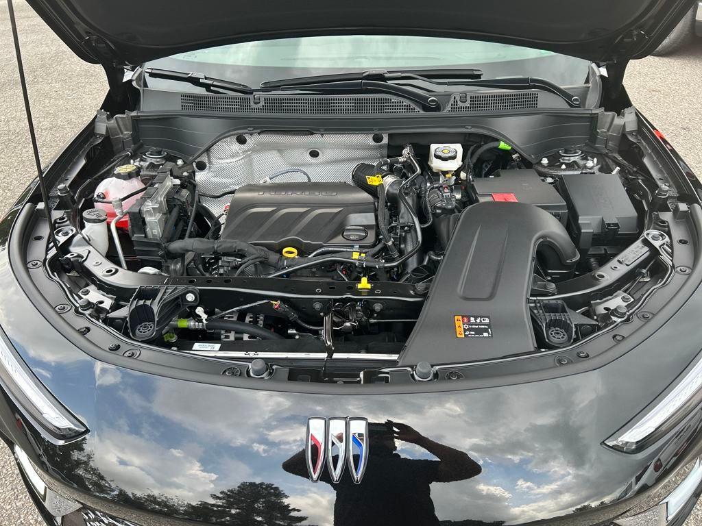 new 2025 Buick Envista car, priced at $26,381