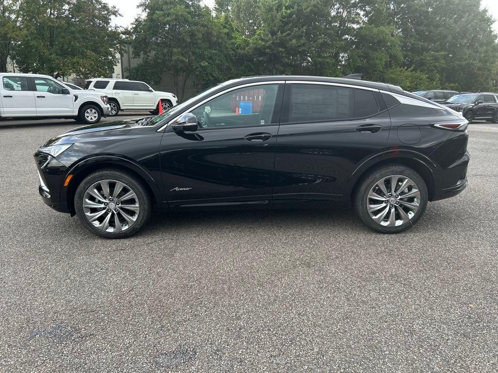 new 2025 Buick Envista car, priced at $26,381