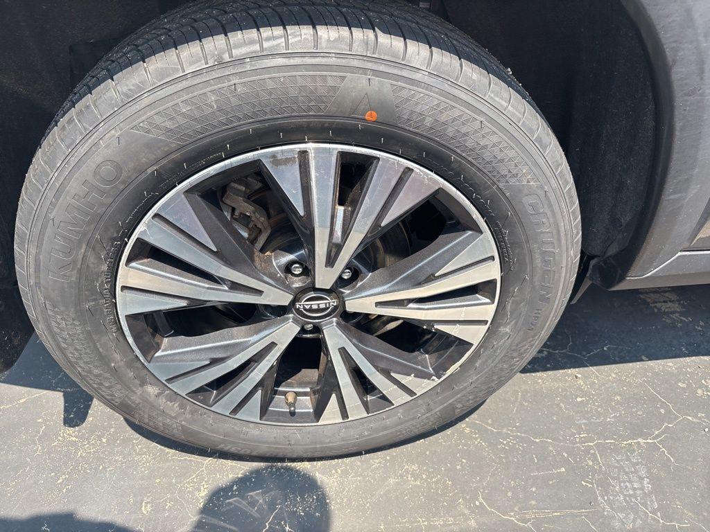 used 2023 Nissan Rogue car, priced at $25,900