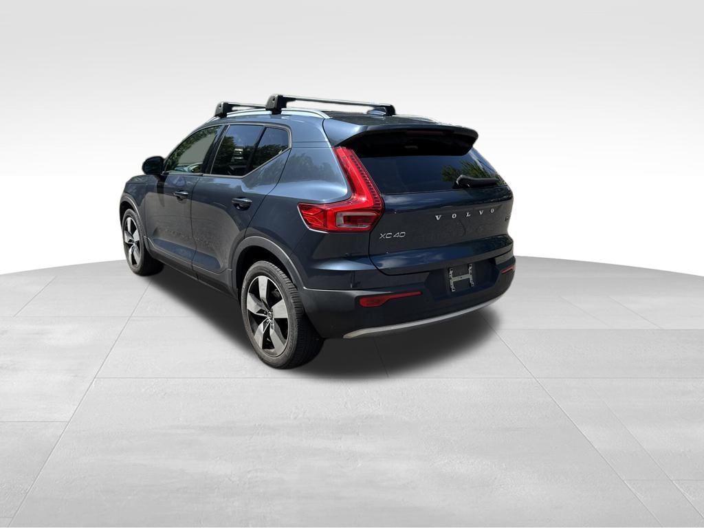 used 2021 Volvo XC40 car, priced at $25,995