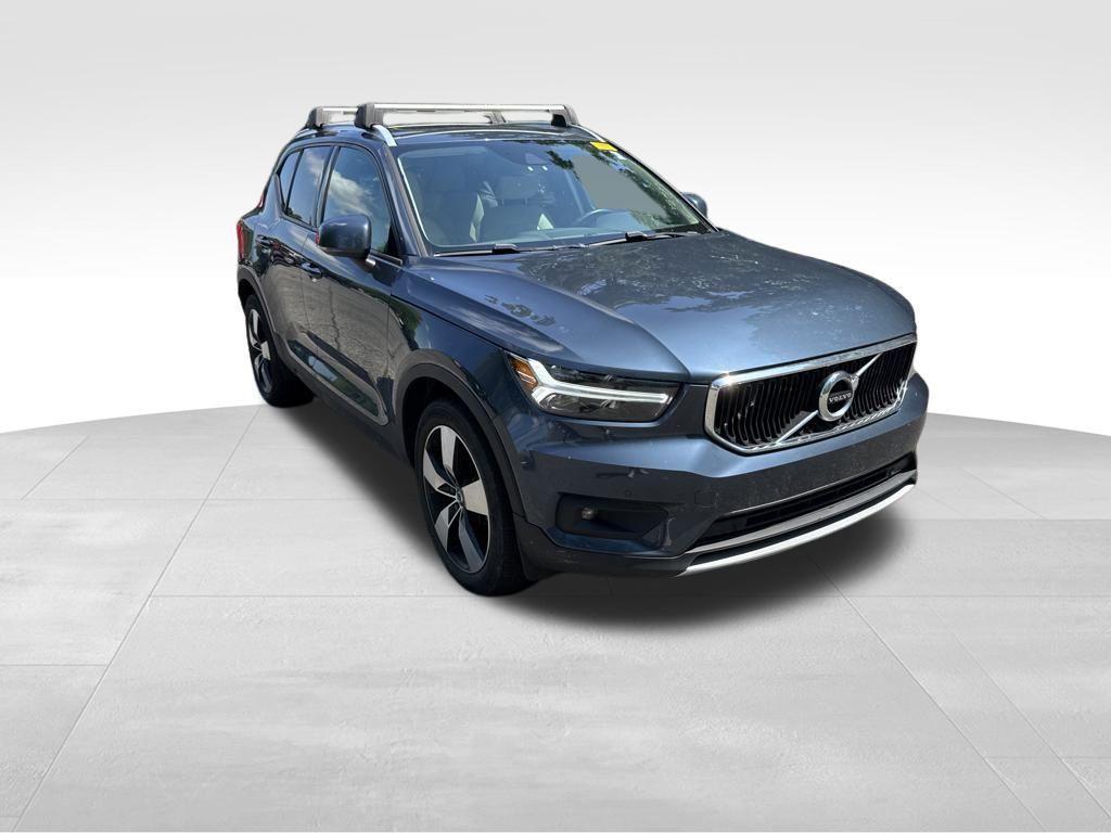 used 2021 Volvo XC40 car, priced at $25,995