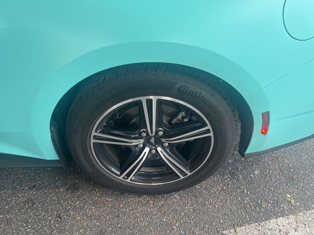 used 2025 Ford Mustang car, priced at $35,500