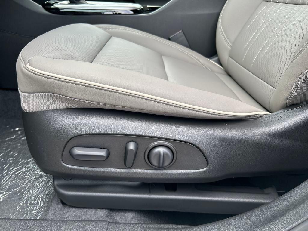 used 2025 Buick Envista car, priced at $30,962