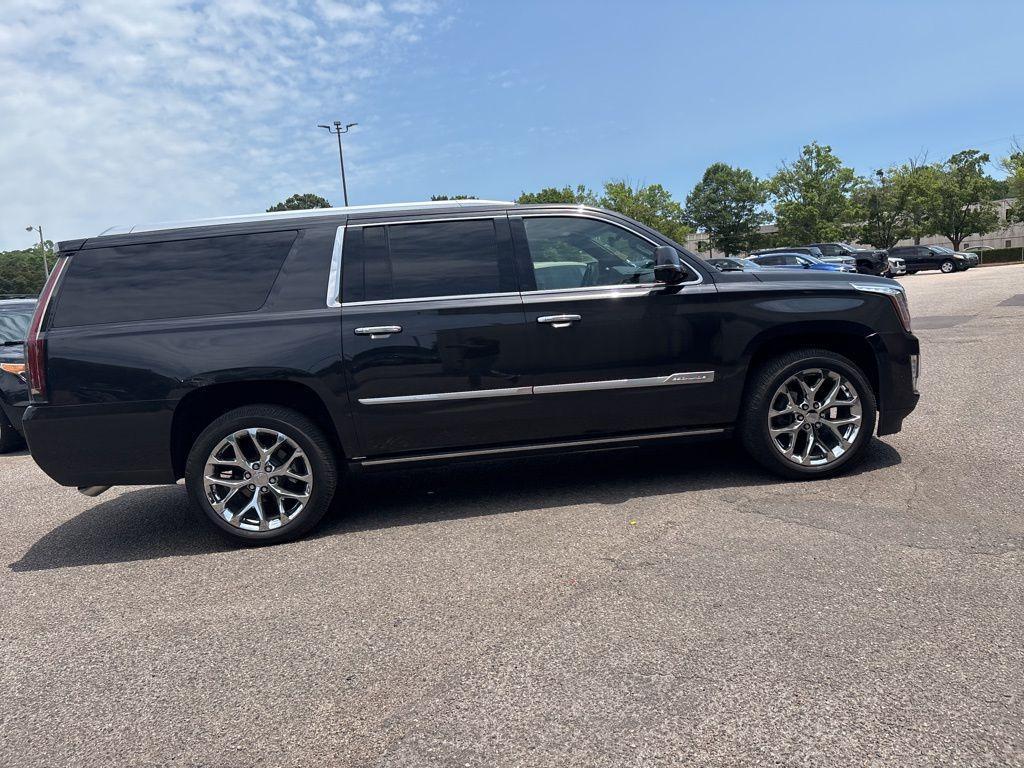 used 2019 Cadillac Escalade ESV car, priced at $38,500