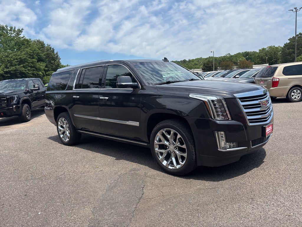 used 2019 Cadillac Escalade ESV car, priced at $38,500