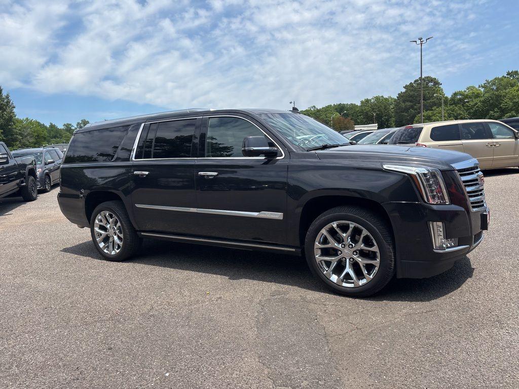 used 2019 Cadillac Escalade ESV car, priced at $38,500
