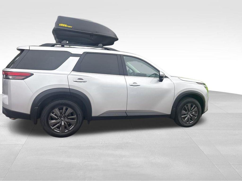 used 2022 Nissan Pathfinder car, priced at $23,800