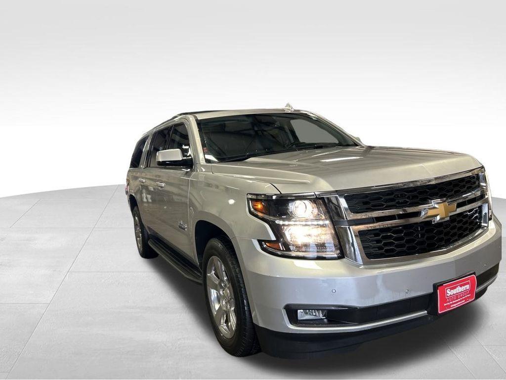 used 2017 Chevrolet Suburban car, priced at $28,995