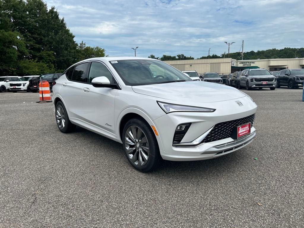 new 2025 Buick Envista car, priced at $26,855
