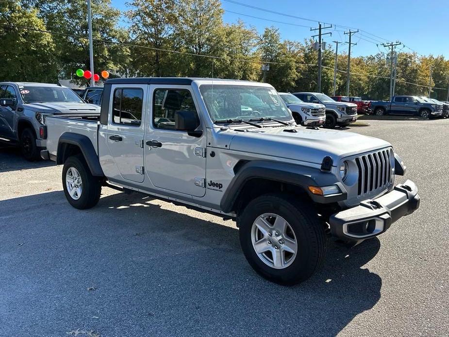 used 2023 Jeep Gladiator car, priced at $28,835