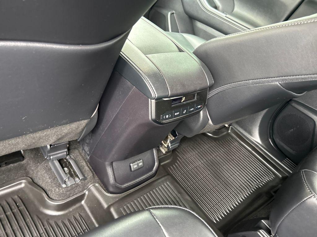 used 2023 Toyota Highlander car, priced at $40,900