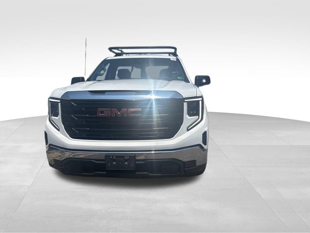 used 2023 GMC Sierra 1500 car, priced at $26,995