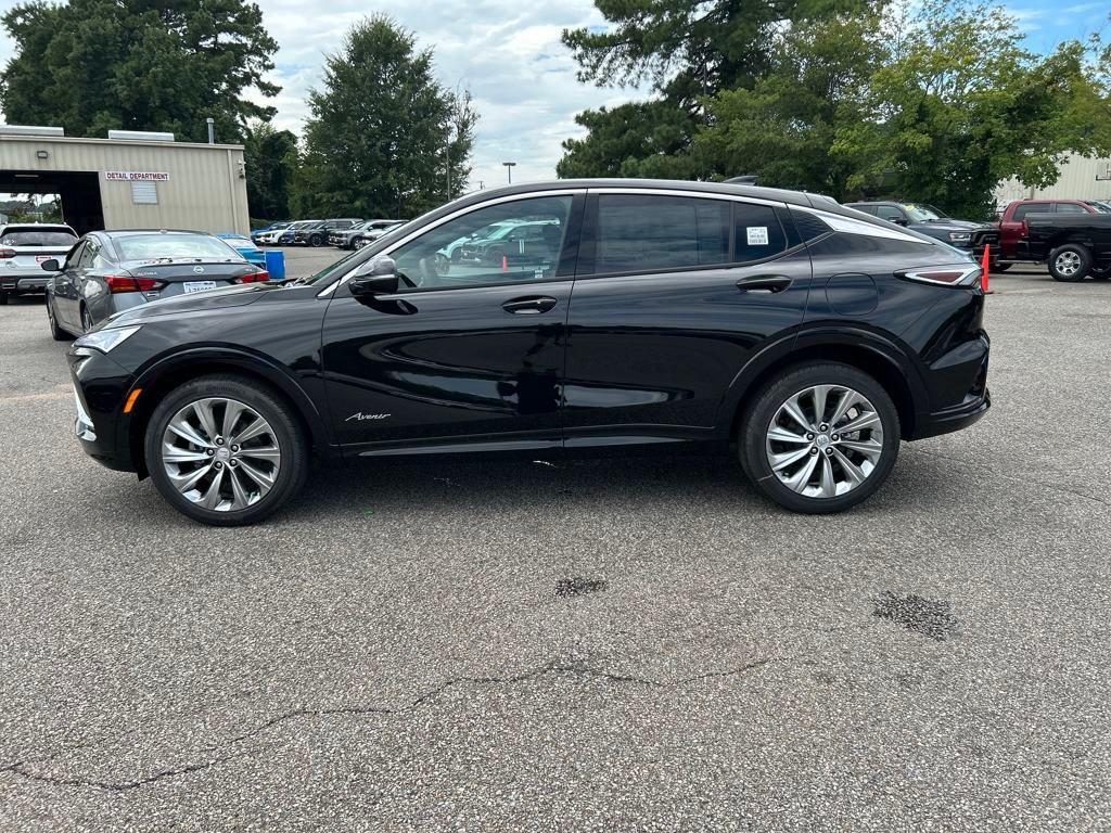 new 2025 Buick Envista car, priced at $28,585