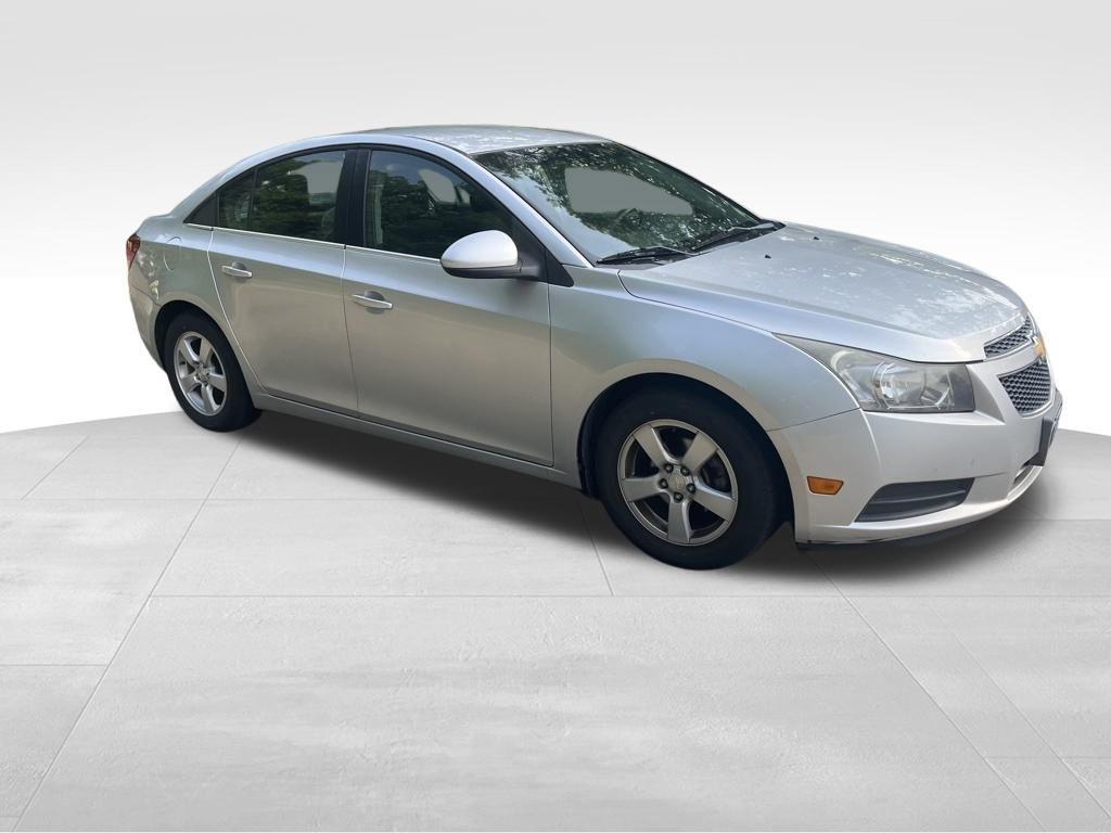 used 2014 Chevrolet Cruze car, priced at $9,995