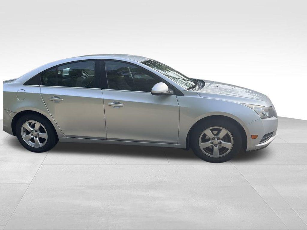 used 2014 Chevrolet Cruze car, priced at $9,995