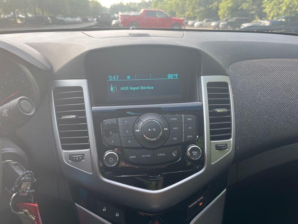 used 2014 Chevrolet Cruze car, priced at $7,791