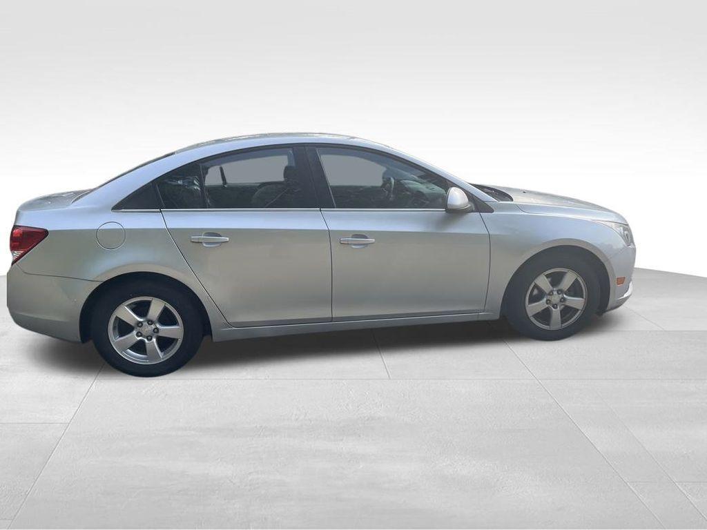 used 2014 Chevrolet Cruze car, priced at $9,995
