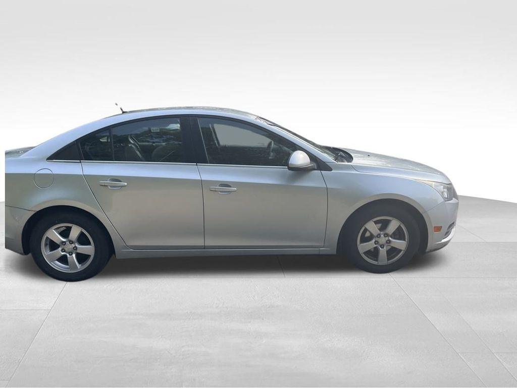 used 2014 Chevrolet Cruze car, priced at $9,995