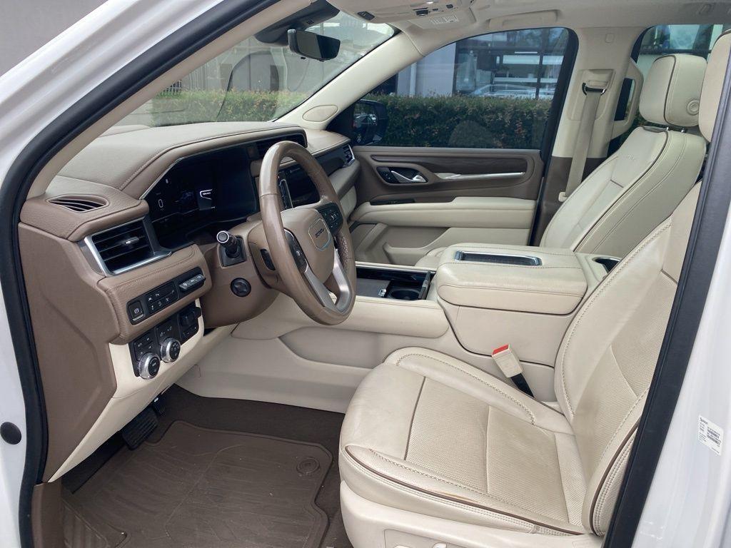 used 2022 GMC Yukon XL car, priced at $65,995
