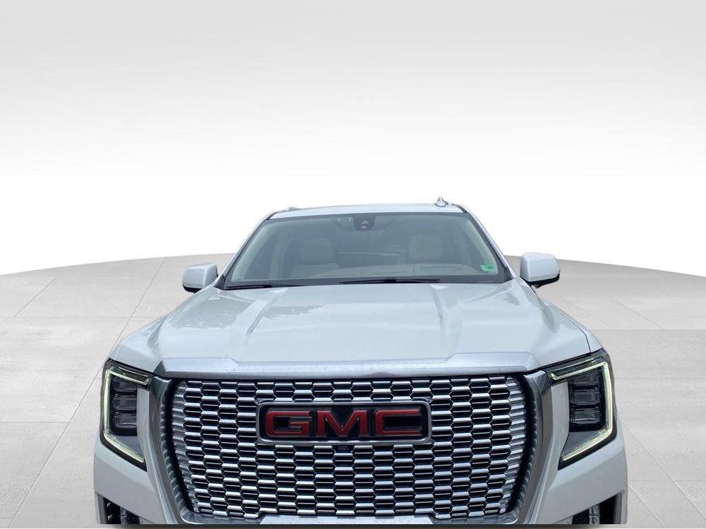 used 2022 GMC Yukon XL car, priced at $65,995