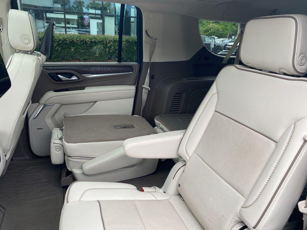 used 2022 GMC Yukon XL car, priced at $65,995