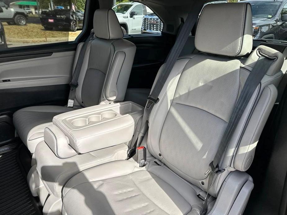 used 2023 Honda Odyssey car, priced at $43,489