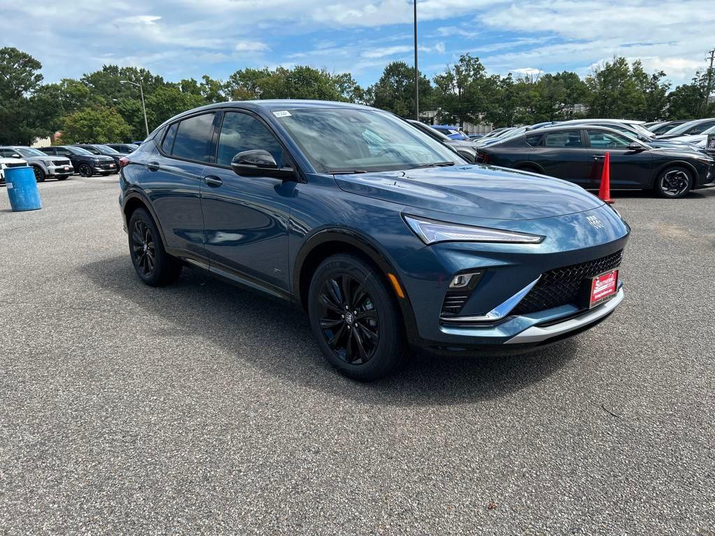 new 2025 Buick Envista car, priced at $26,475
