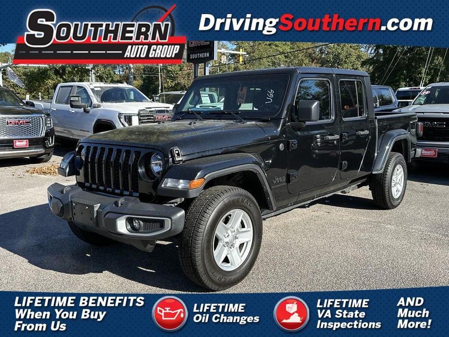 used 2022 Jeep Gladiator car, priced at $30,998