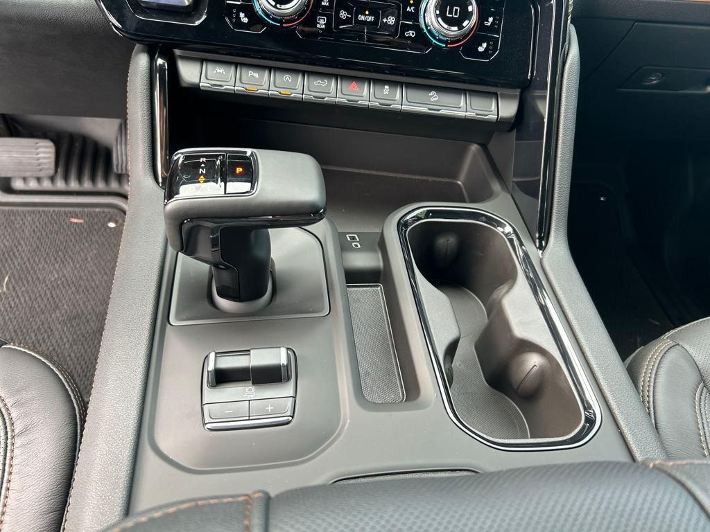 new 2025 GMC Sierra 1500 car, priced at $68,500