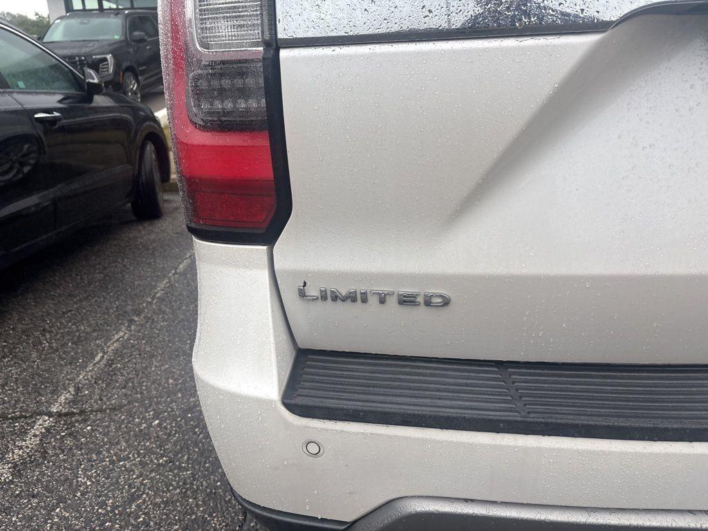 used 2019 Ford Expedition car, priced at $29,100
