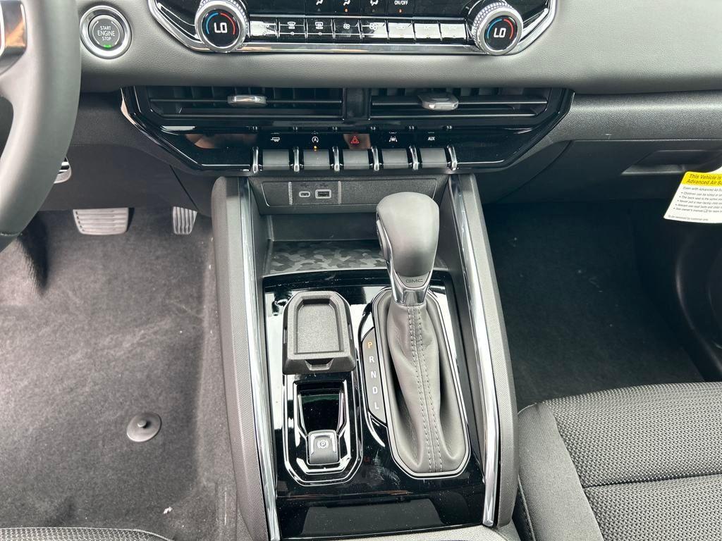 new 2026 GMC Canyon car, priced at $42,925
