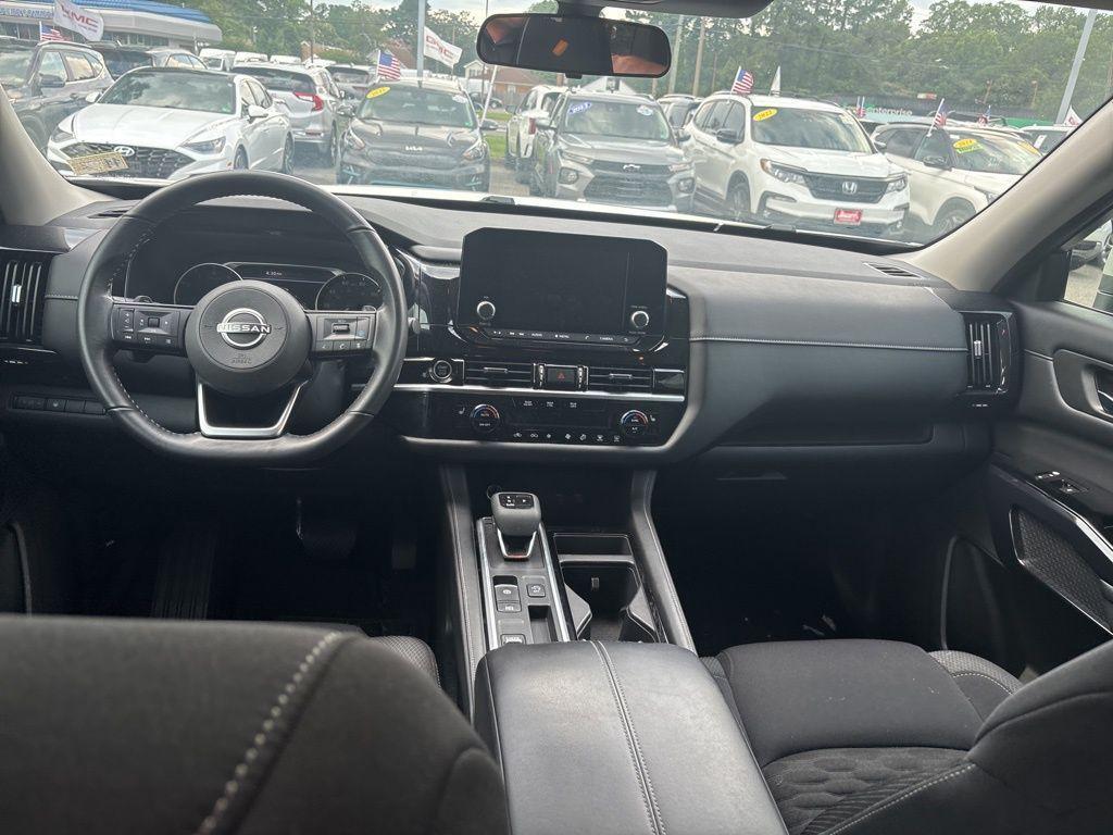 used 2022 Nissan Pathfinder car, priced at $29,995
