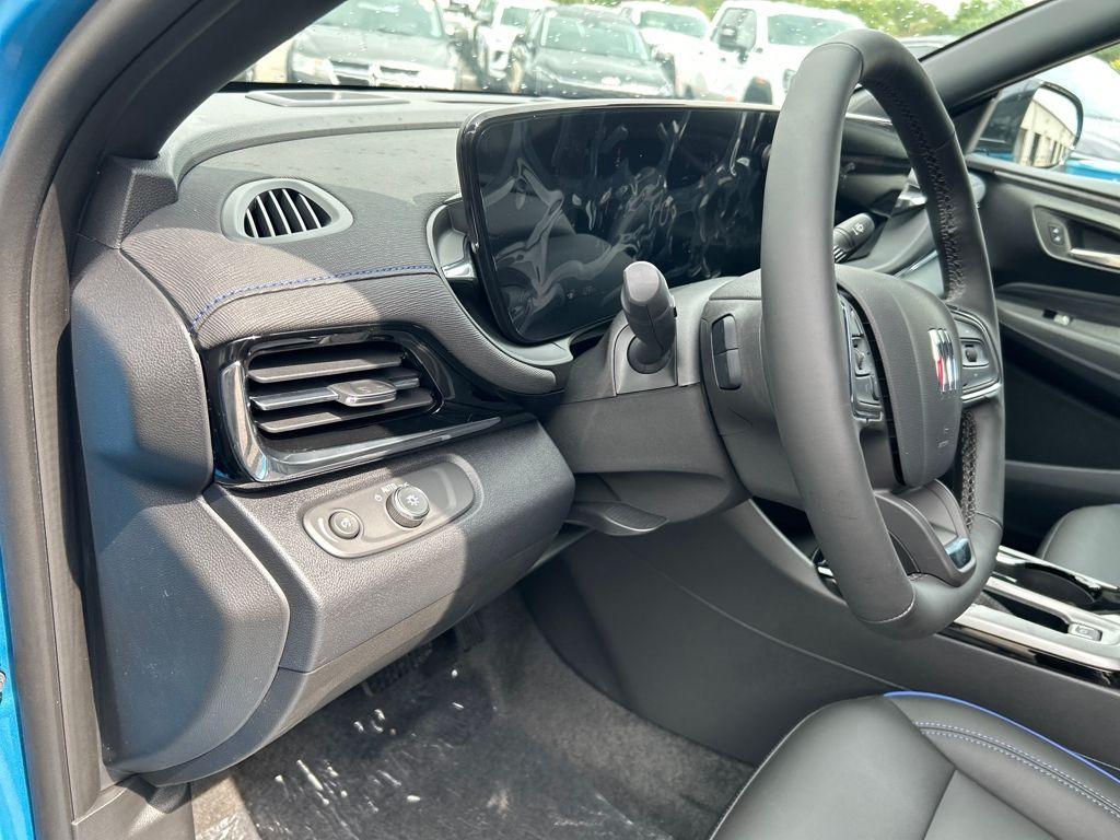 new 2026 Buick Envista car, priced at $29,683