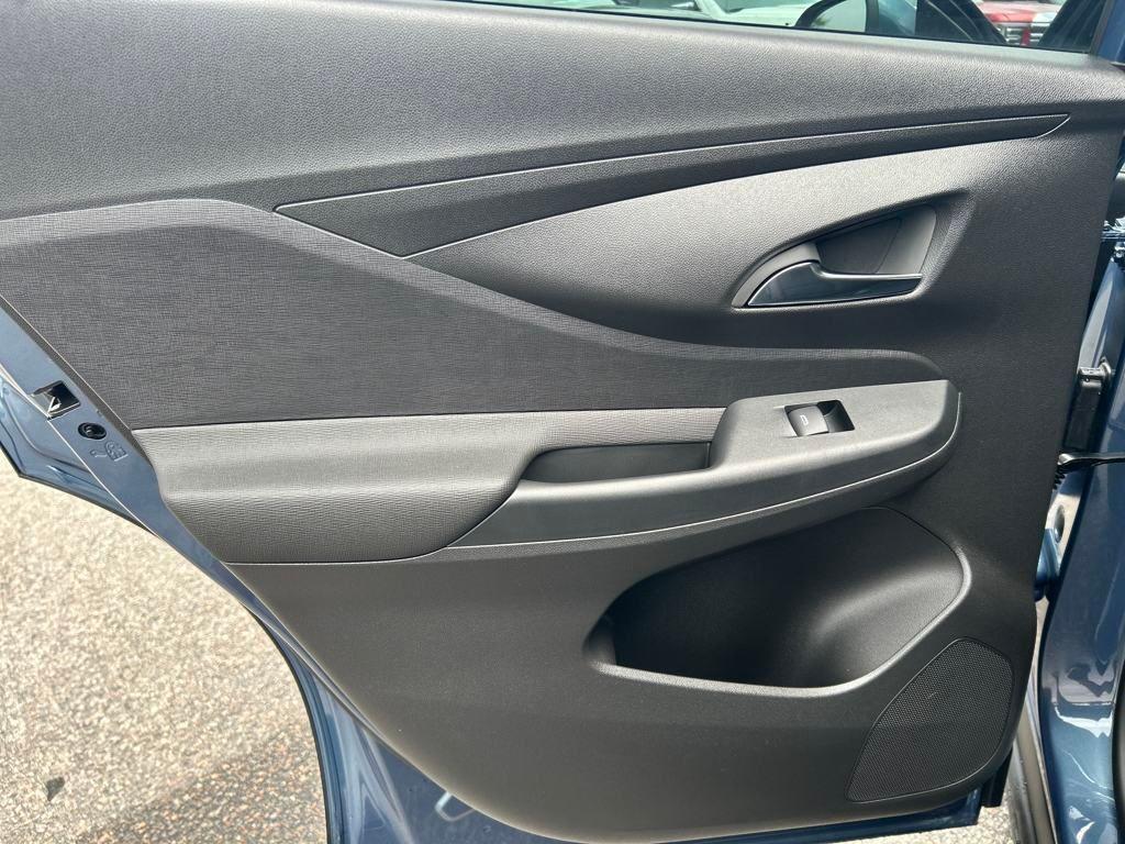 new 2025 Buick Envista car, priced at $22,757